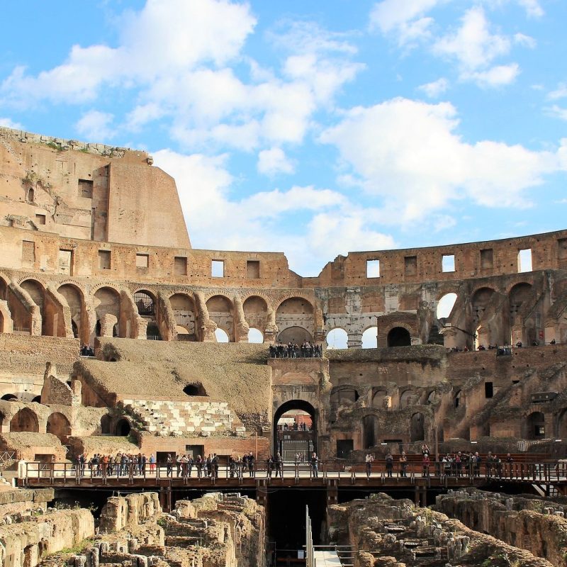 Colosseo, l’affare milionario: l’arena apre a eventi pubblici