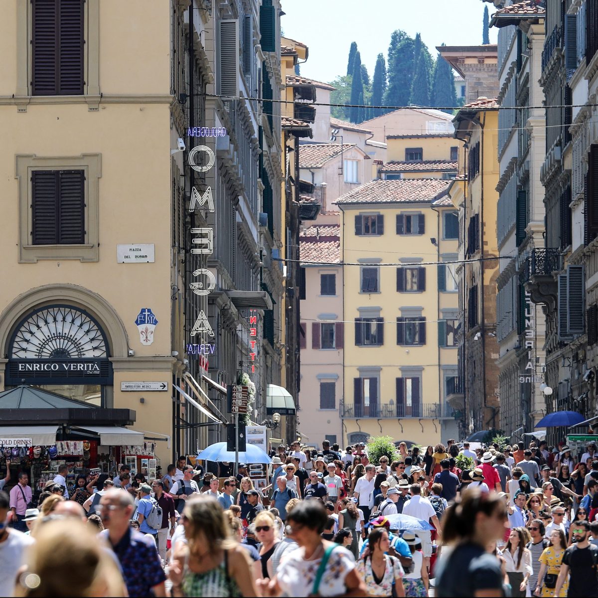 Un turismo mangia-città