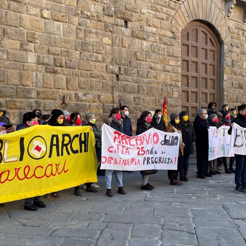 Lavorare in biblioteca: in Italia significa precariato, contratti non adeguati e stipendio risicato